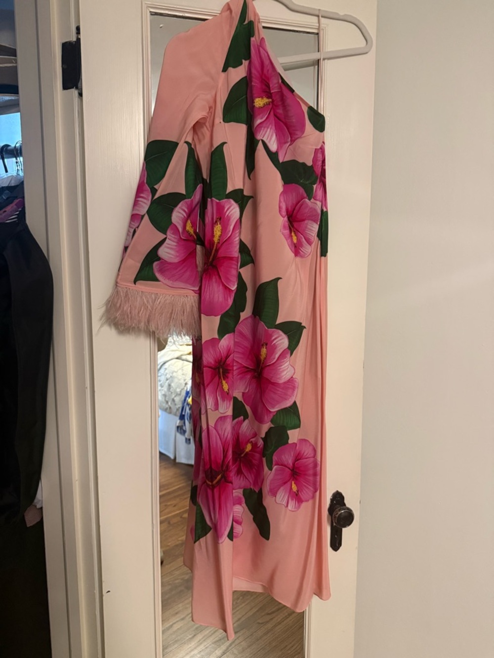 Borgo De Nor One-Shoulder Pink Floral Dress with Green Leaves